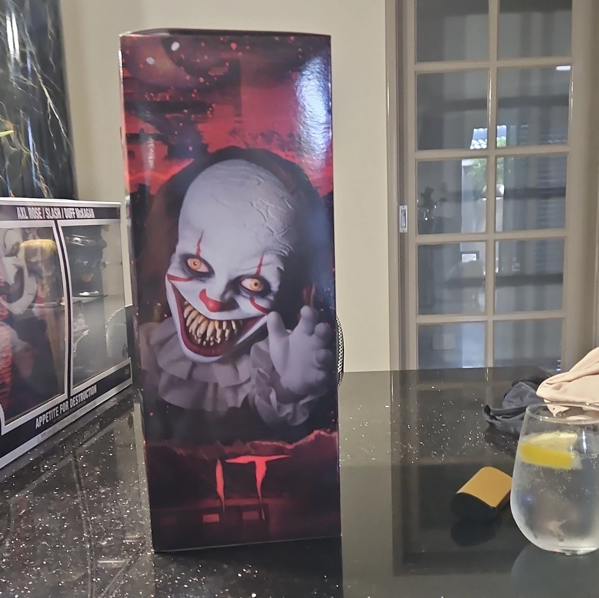 Mezco Toyz MDS Mega Scale IT Pennywise Talking Action Figure