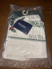 NWT Christmas Linens - Williamsburg Kitchen Towel, Potholders  Winter Sprigs