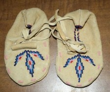NEW NATIVE AMERICAN BEADED KIDS 5" LEATHER BEADED MOCCASINS FREE SHIPPING