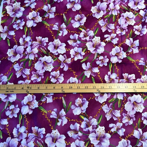 Daylily Fields by Sue Beevers RJR Fabrics Cotton Fabric Hibiscus Purple 2 yds - Picture 4 of 6