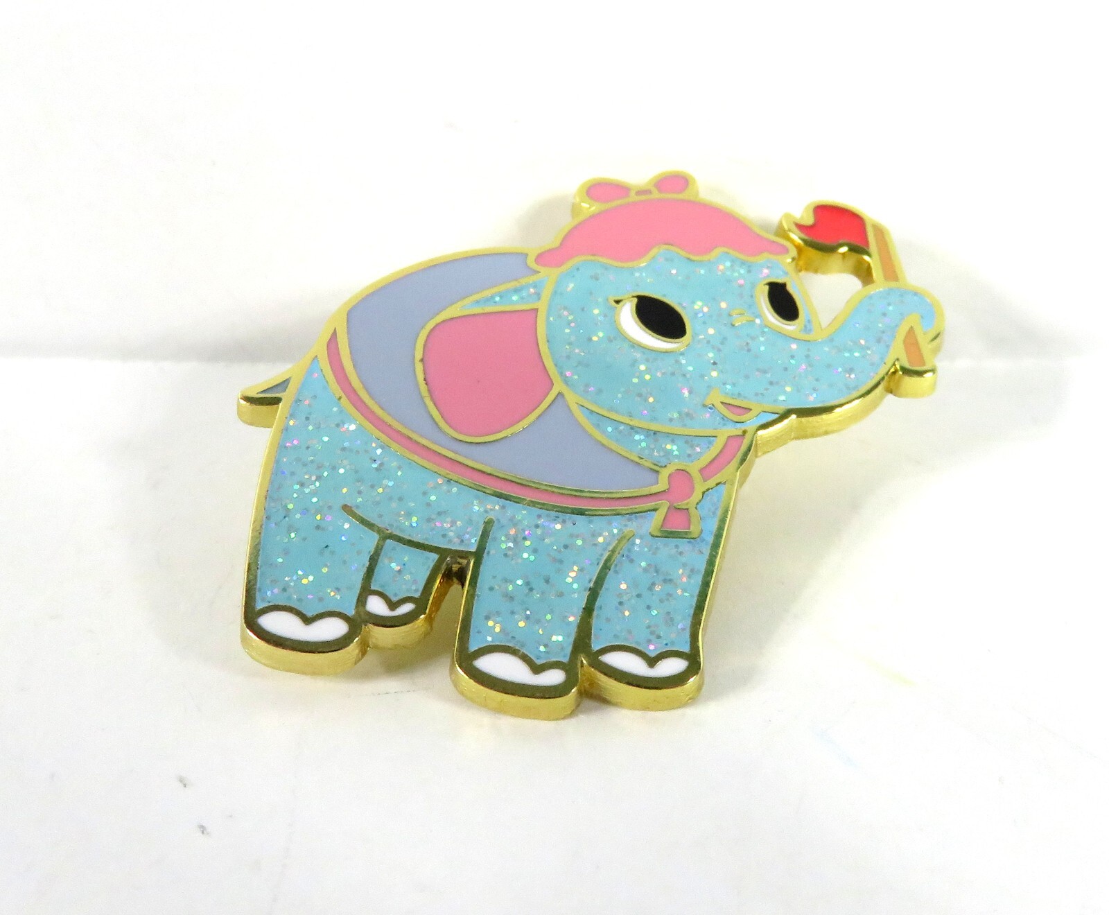 Disney Loungefly Dumbo Pin Mrs Jumbo New 
