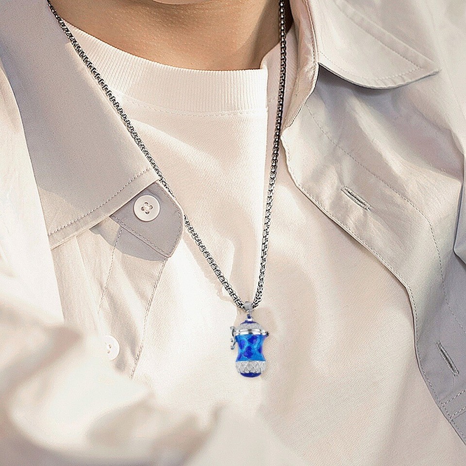 Essential Oil Diffusers Aromatherapy Necklaces for Oils Cylinder Locket