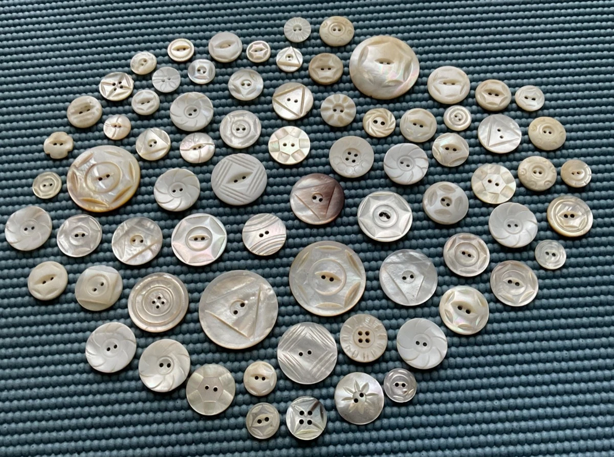 797   ＊レトロな柄のボタンシート＊ Antique Original Antique Sewing Buttons for sale | eBay