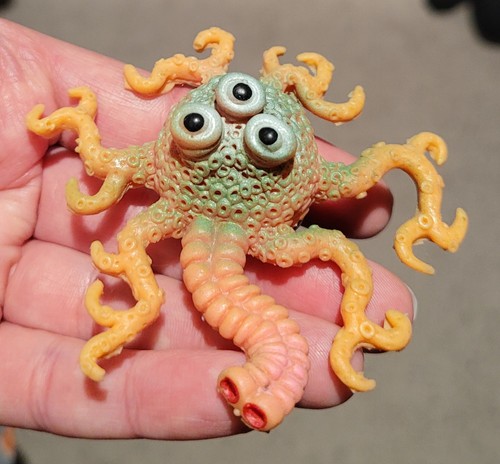 Greasy Creeps Mini Greeb Monster Jiggler Rubber Toy Madballs Ugglies Uglies