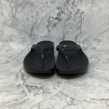 Oofos Women's 10 Black Oolala Flip Flop Thong Recovery Sandals P1-106