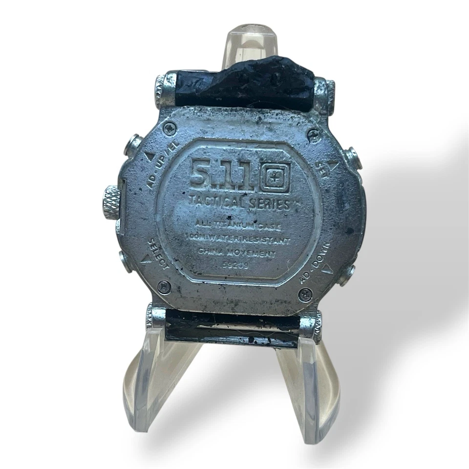 5.11 TACTICAL H.R.T. TITANIUM WATCH Vintage No Cinturino Foto 2 de 2