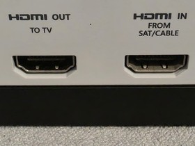 Xbox One S 500GB Console White + Controller + 5 Games Tested Vey Light Use