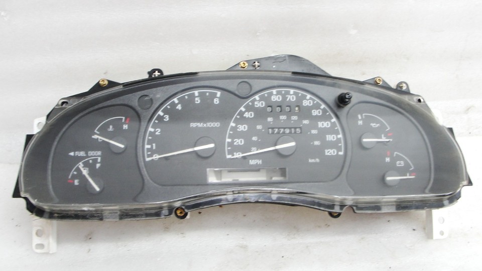 Ford Ranger Explorer speedometer instrument cluster gauges w tach 98-00 ...