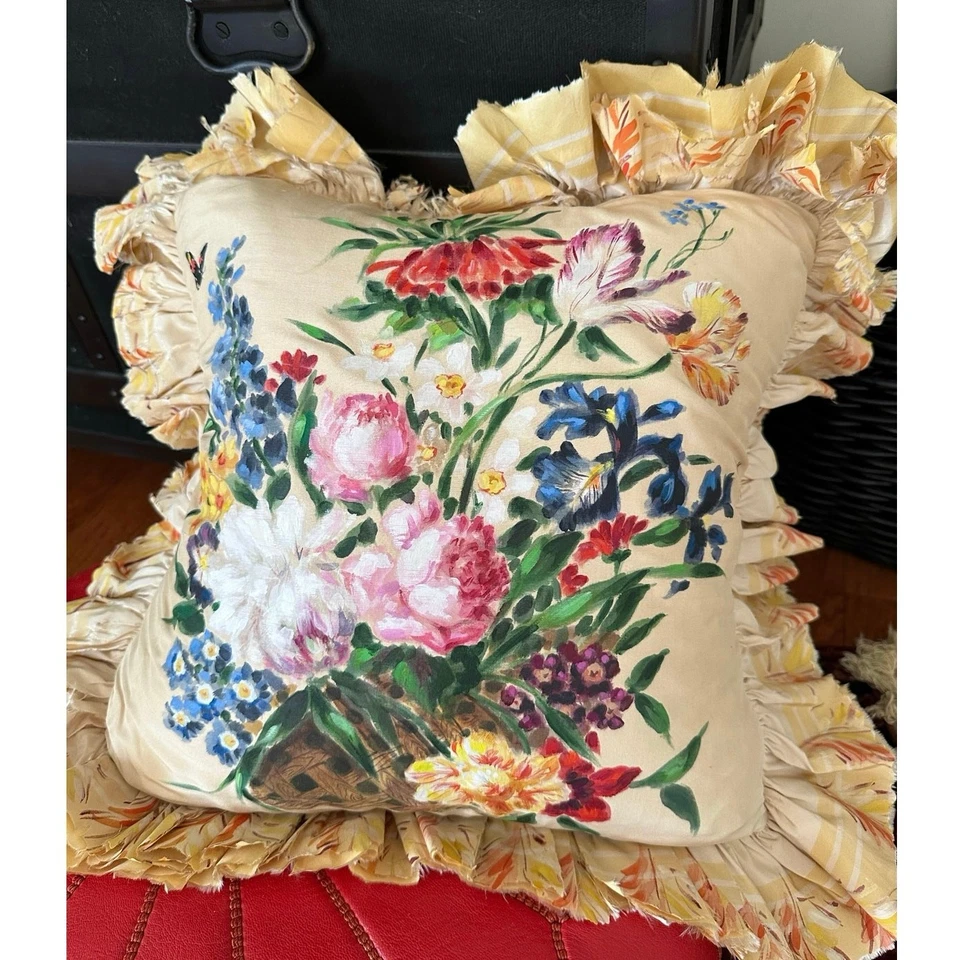 "Almohada victoriana de seda vintage pintada a mano con volantes amarilla relleno de plumón 22"" LEER Foto 4 de 4