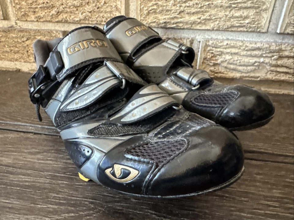 Zapatos de ciclismo Giro Espada Boa para mujer talla US 8,5 EU 40 metálicos carbón/plateado Foto 3 de 4