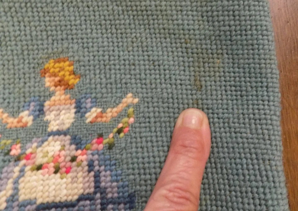 Vtg ADORABLE Embroidery Crewel Boho Crossbody Bag Wool Girl Fringe Blue OOAK - Image 4 of 4