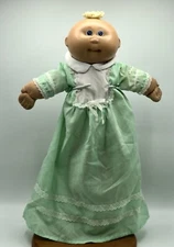 1982 Cabbage Patch Kids Doll Baby Yarn Tuft Hair Blue Eyes  /b