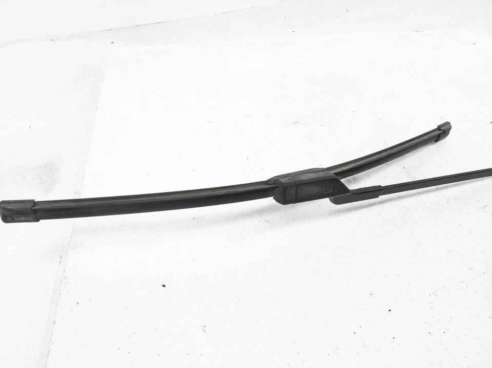 Brazo limpiaparabrisas delantero derecho del lado del pasajero Volvo S80 2007-2016 OEM 31276003 Foto 2 de 4