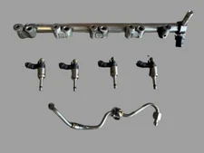 Land Rover LR2 13-15 OEM 2.0L Bosch Fuel Rail Assembly W/Sensor W/Injectors