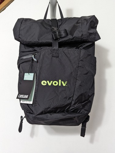 New! Camelbak Pivot Roll Top 20L Commuter Backpack Daypack Black 20"x8"x6"