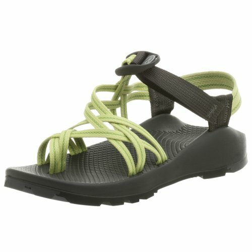 womens chacos size 10