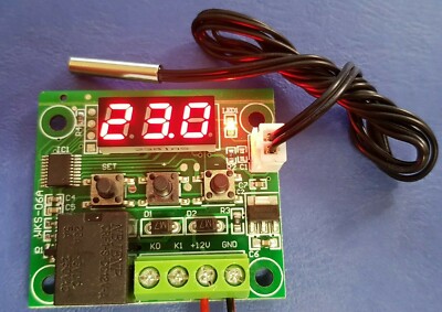 Digitales thermostatisches Temperaturregelschaltermodul. Heizen und Kühlen.