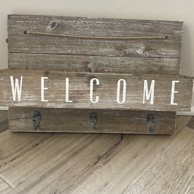Wood Welcome Wall Sign With Hooks Coat Hanger Rack 15