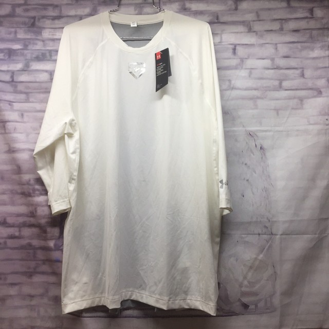 white under armor shirt