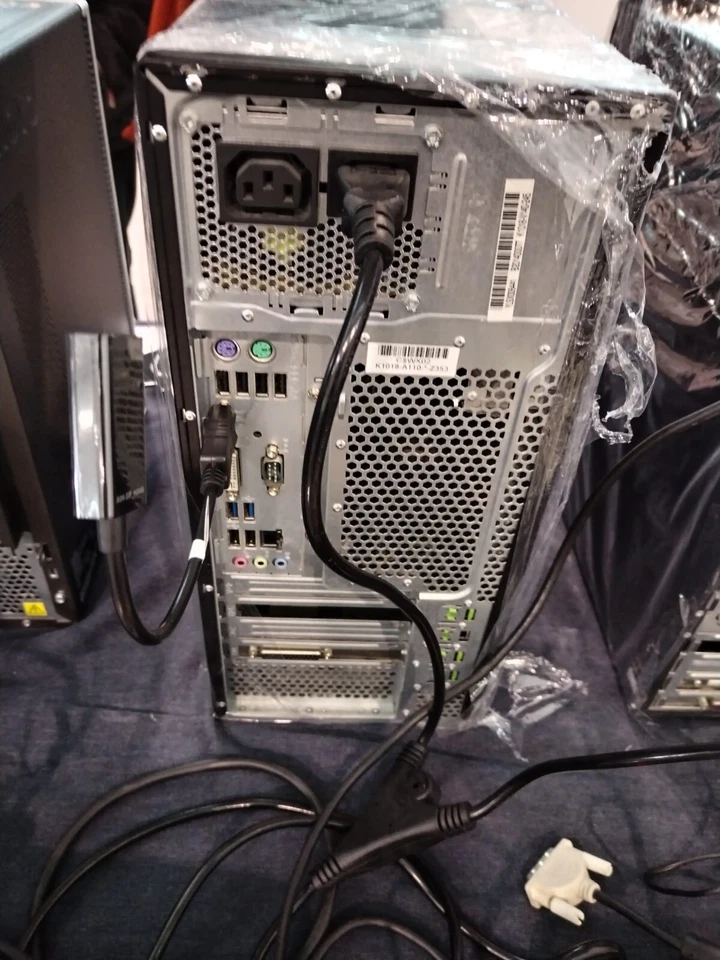 FUJITSU P910 TOWER i7-3770 8GB RAM 500GB HDD WINDOWS 7 GARANZIA - DISPLAY PORT - Immagine 2 di 2