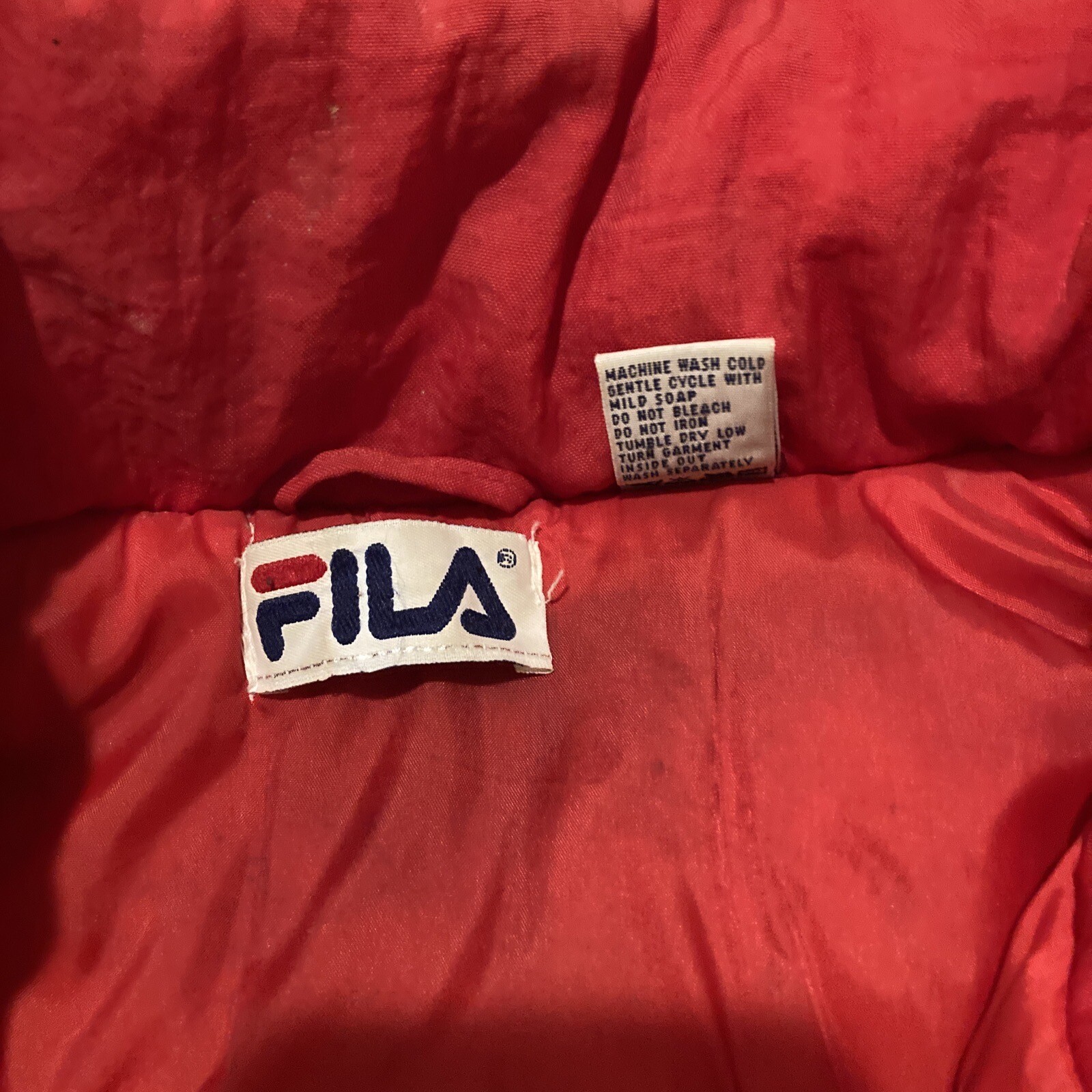 Cappuccio Giacca Vintage M Fila Rosso Bianco Blu Cerniera e Bottoni 2 + Tasca Manica