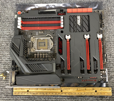 Asus SupremeFX Maximus VI Formula Motherboard w Covers & Port