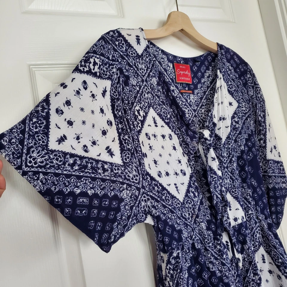 Superdry 海军蓝和白色头巾印花 1/2 袖 Allegra连身裤 4 码 — 第 4/4 张图片