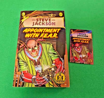 Appointment With F.E.A.R. **VGC 1st/5th GOLD FOIL!!** Fighting Fantasy Puffin #6
