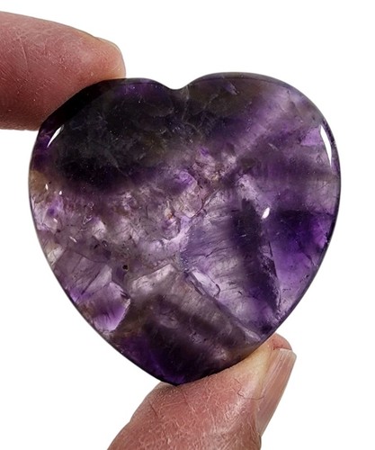 Amethyst Heart Polished Worry Stone Crystal 16.2 grams - Picture 2 of 2