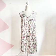 Vintage Vanity Fair Floral Nightgown Lingerie Romantic Coquette White Small