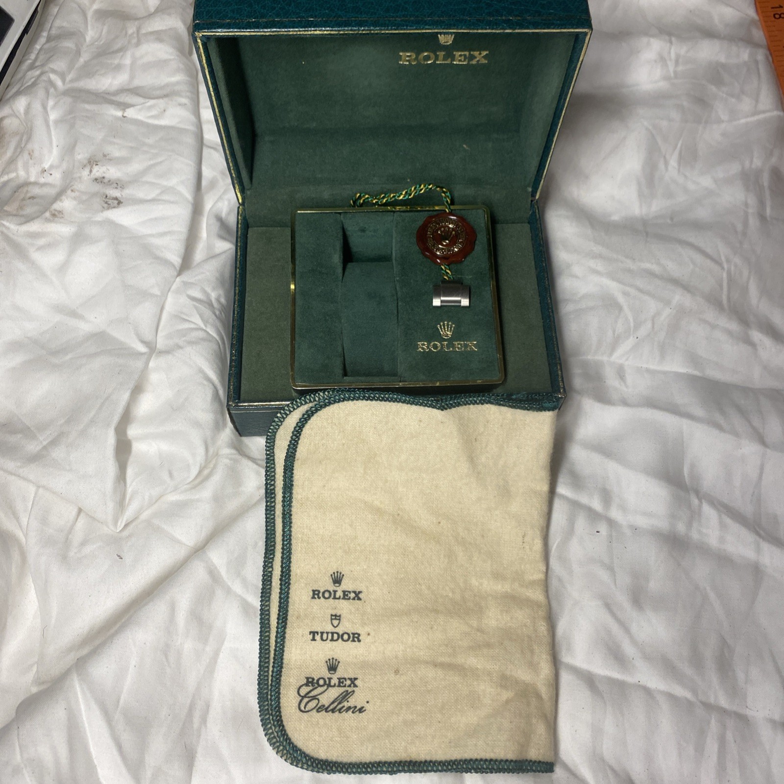 Vintage Rolex Submariner 16610 14060 16600 with Original Box and Tags-image