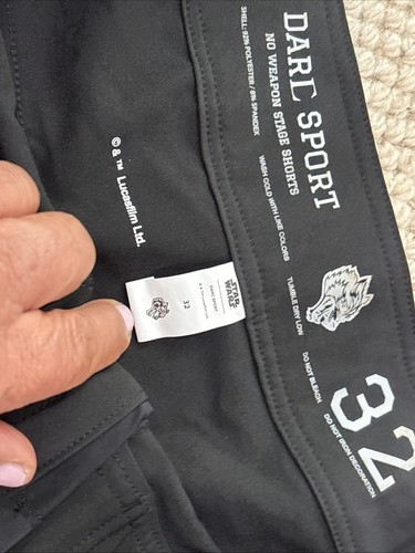 Darc Sport Star Wars Black Short Wolves forever, 32 bodybuilding club il potere - Foto 6 di 8