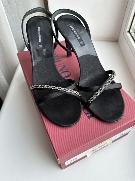Women Bruno Magli Heels Black Textile 36.5