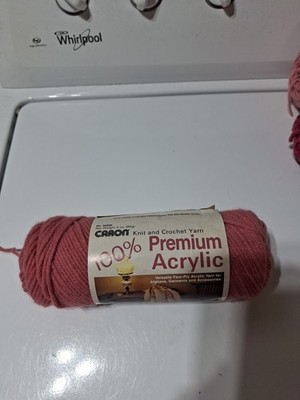 Caron 2511 Rose Yarn