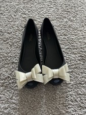 Mini Melissa girls shoes size 1, new,black/beige bow