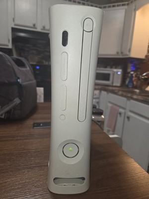 Microsoft Xbox 360 Original White Console Bundle - Tested Powers On - With...