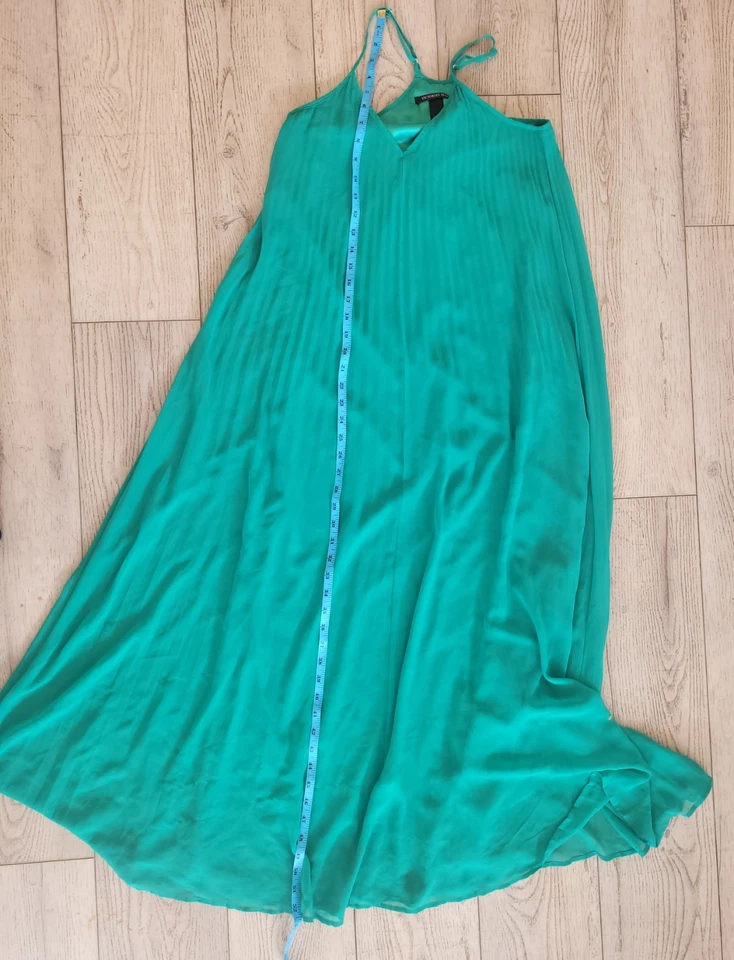 Vestido maxi longo Victoria's Secret tamanho XS acordeão plissado tiras verde - Imagem 2 de 4