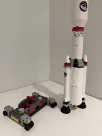 LEGO City Space Centre 3368 2011 100% COMPLETE Retired W/box & Manual & Minifigs