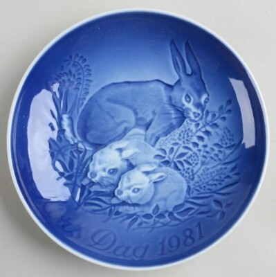 BING & GRONDAHL Mothers Day Plates - MORS DAG ~ Take your pick