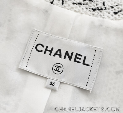 $8,450 CHANEL 23S White & Black Plaid Tweed JACKET * FR 36 $8,450 CHANEL 23S White & Black Plaid Tweed JACKET * FR 36