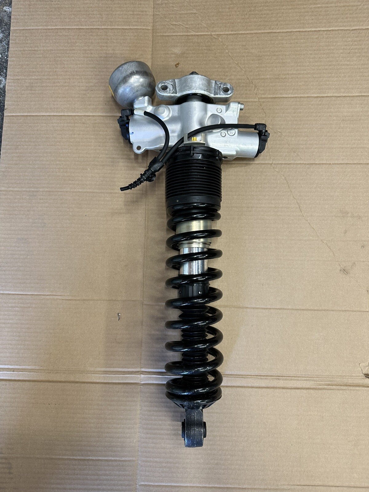 McLaren 725S  2014-2016 Shock Absorber 11BA035cp_01 Or 11b1530cp