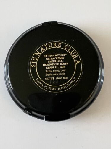 Signature Club A BLUSH Ultra Creamy Sheer Lace Powder Shade #1 Fair - Picture 2 of 3
