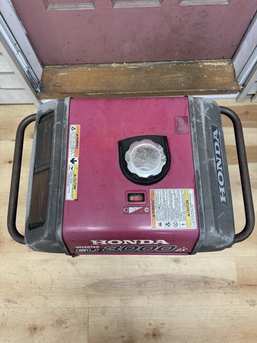 Honda EU3000is 3000-Watt Electric Gas Powered Inverter/Generator **READ** - 第 2/5 張圖片