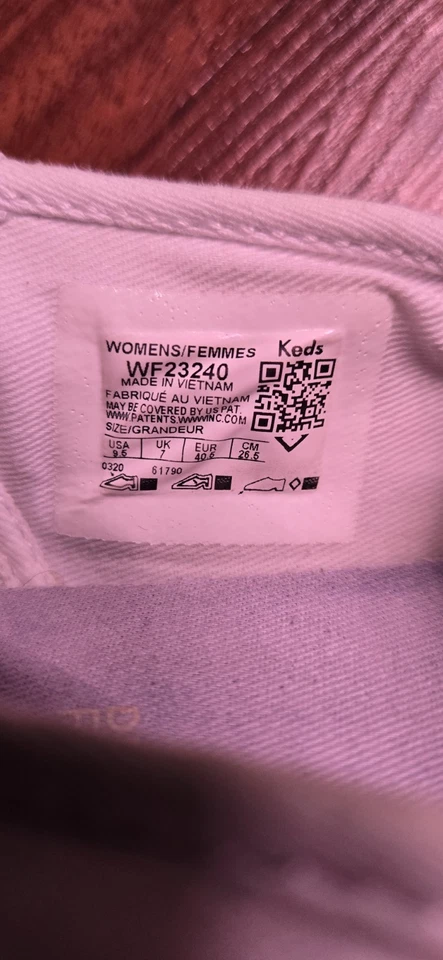 Zapatos sin cordones Keds Chanpion de lona de espuma de ensueño talla 9,5 para mujer blancos Wf23240 Foto 4 de 4