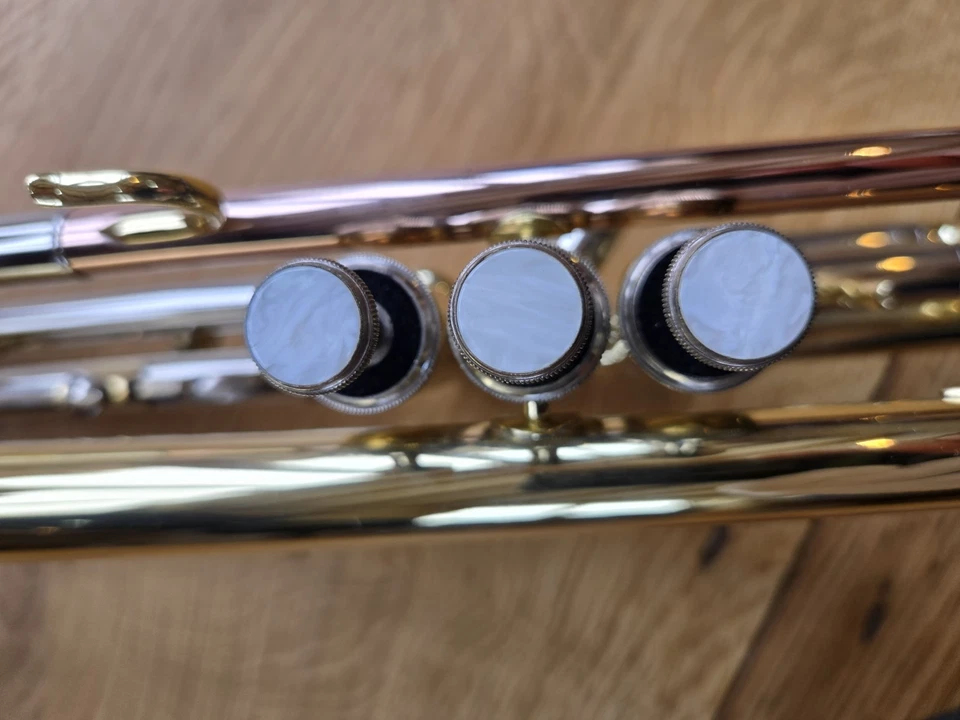 Windcraft Trumpet. Very Good Condition. Including Case And Cleaning Materials. - Image 3 of 4