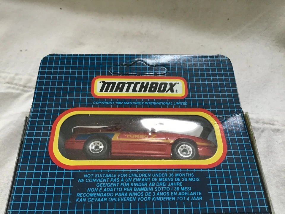 MATCHBOX MB 28 CHRYSLER DAYTONA TURBO Z - EN CAJA Foto 3 de 4