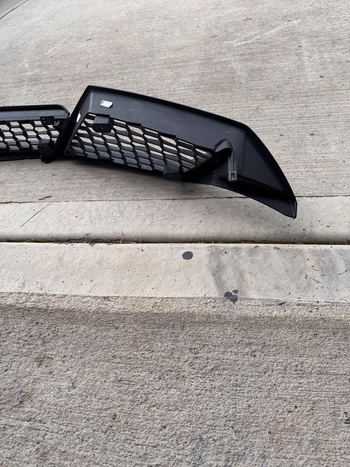 OEM Lamborghini Huracan LP610 Rear Bumper Upper Grille Mesh Style 4T0807684