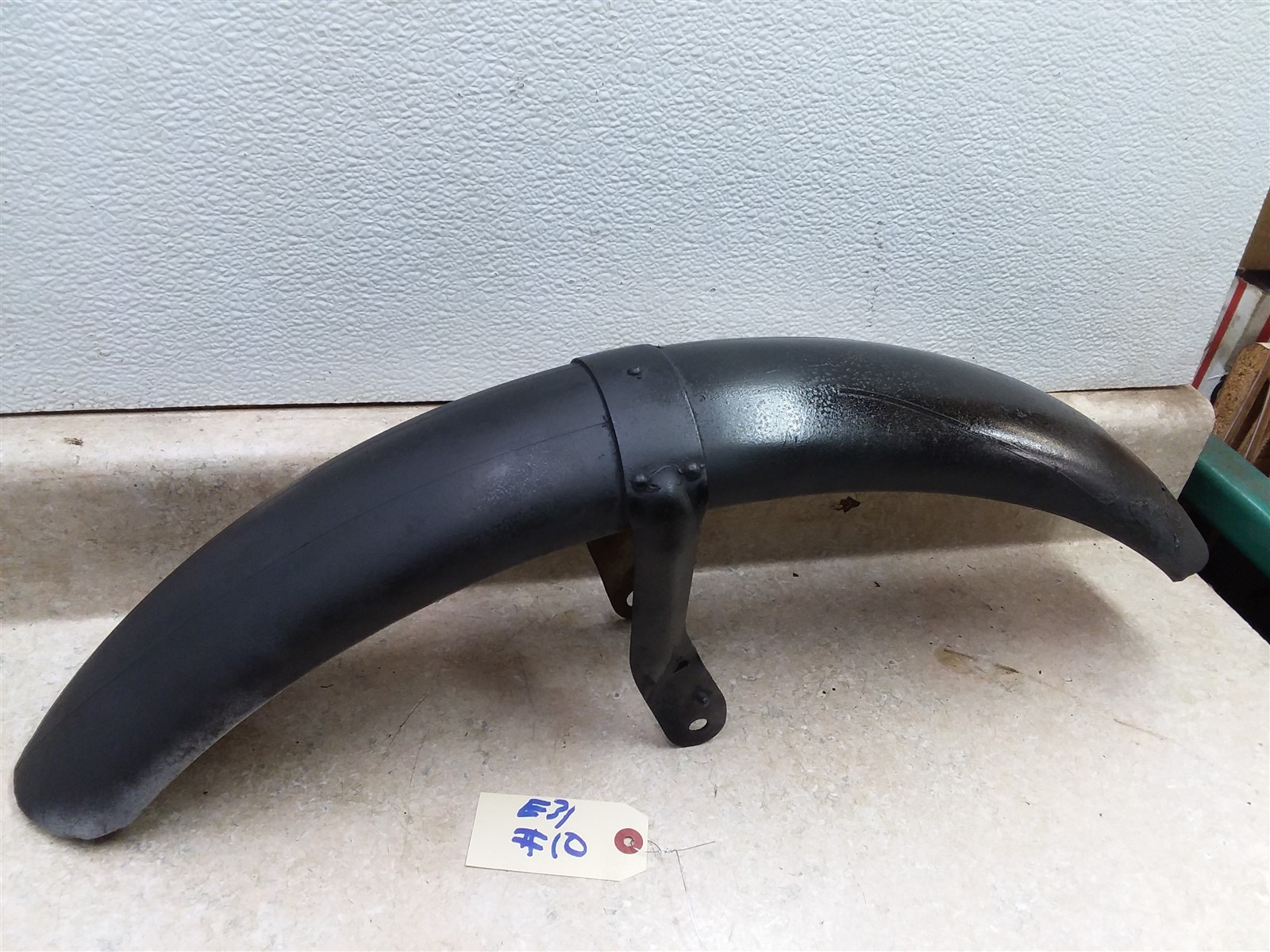 Honda CB77 CB72 Original Front Fender Cafe Short Style #10 ARP E31