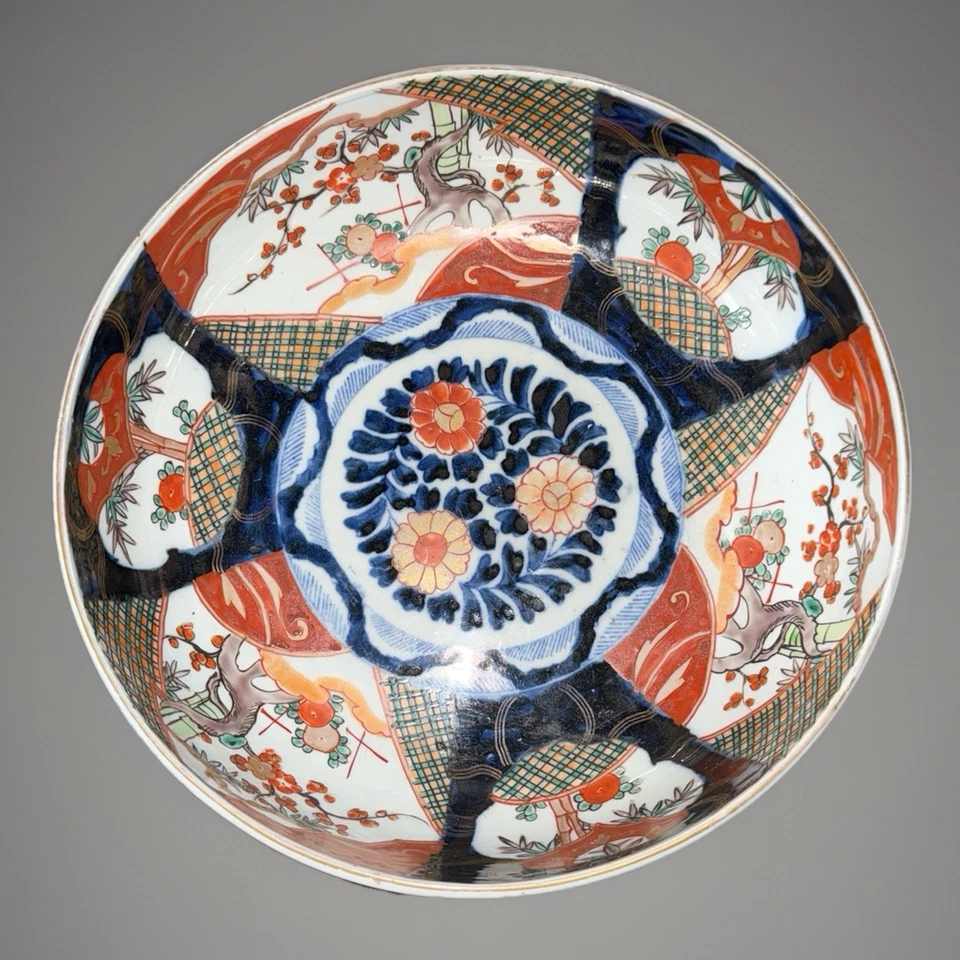 Антикварная японская фарфоровая чаша Imari 10 3/4 дюйма x 4 дюйма - Meiji c 1868–1912 гг. - ТЯЖЕЛАЯ! - Изображение 3 из 4