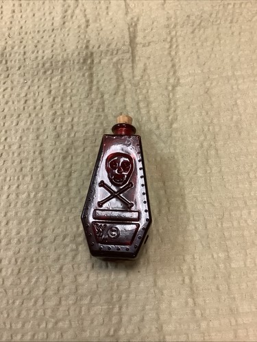 Vintage Wheaton Glas rubinrot Sargform Gift Mini Flasche Totenkopf gekreuzte Knochen RIP - Bild 2 von 5